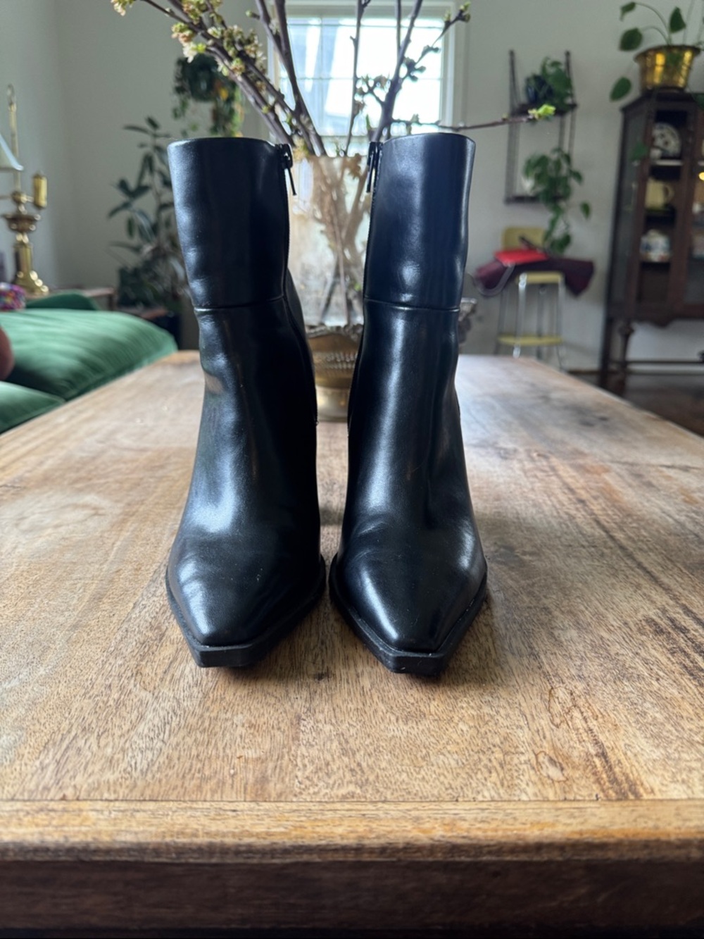 Steve Madden Black Pointed Leather Ankle Booties